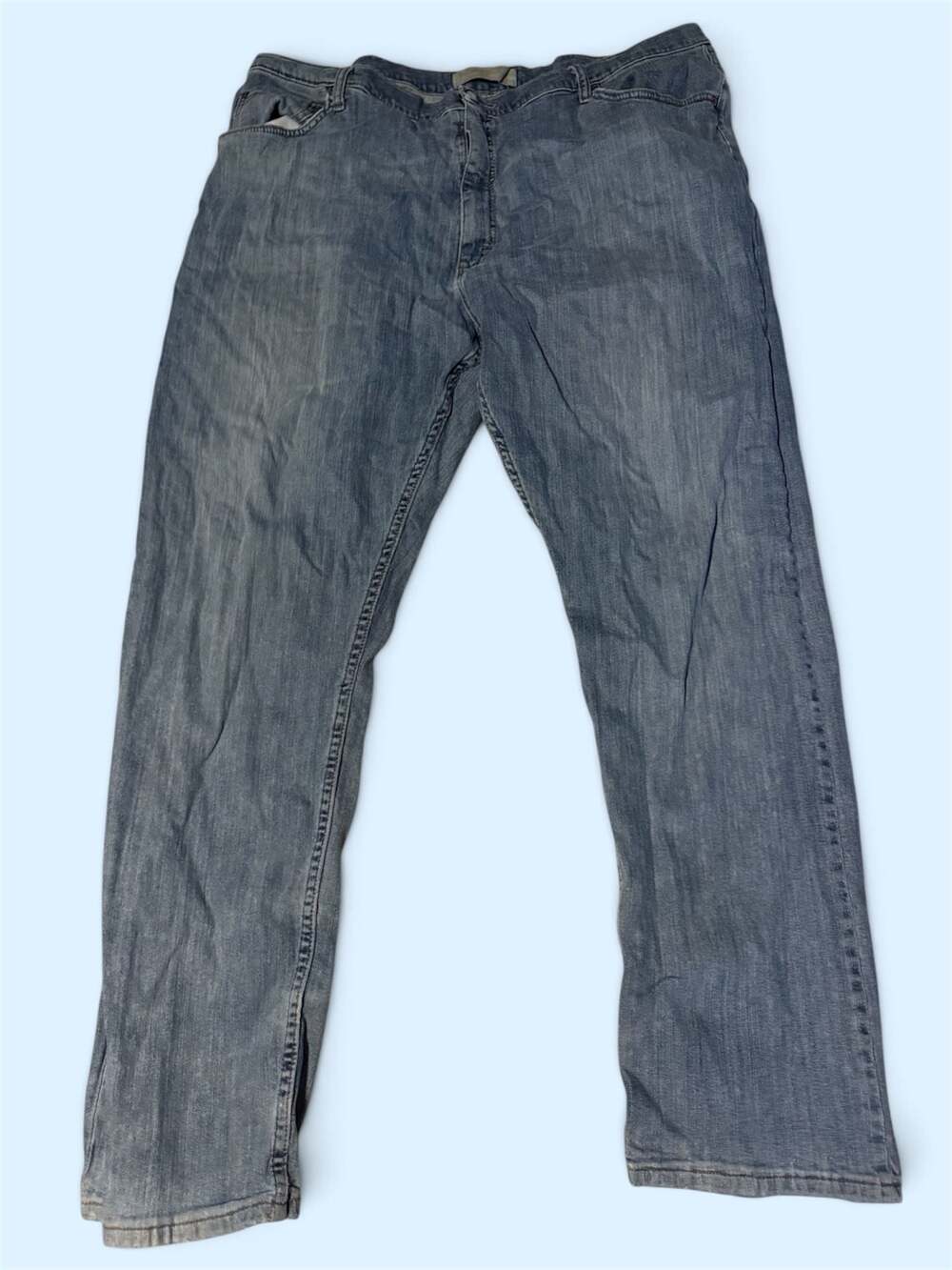 Wrangler Relaxed Fit Denim Jeans 42x32